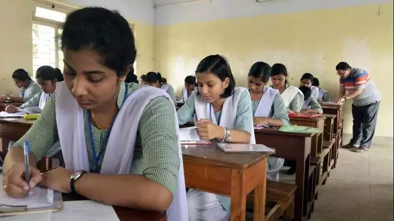 छात्रों ने Singareni परीक्षा में पारदर्शिता की मांग की