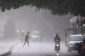 Chandigarh: मौसम विभाग ने पंजाब के 17 जिलों में दो दिनों के लिए येलो अलर्ट जारी किया