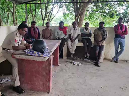 Chhattisgarh: हेड मास्टर की लाश फंदे पर मिली, सुसाइड से सनसनी