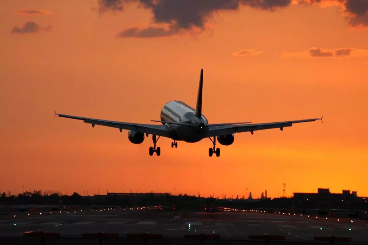 ASSAM : तेजपुर हवाई अड्डे पर 1.5 साल तक उड़ानें निलंबित रहेंगी