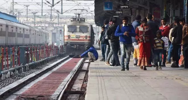 AMRITSAR: रेलवे ने 148 बेटिकट यात्रियों से 90 हजार रुपये कमाए