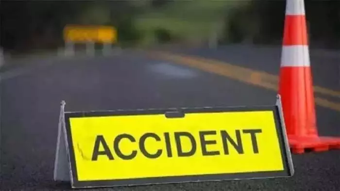 Accident: खाई में गिरा कार, 24 वर्षीय युवक की मौत
