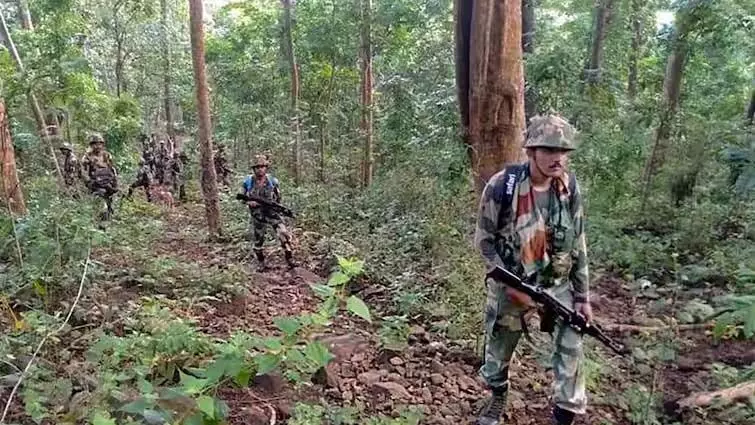 Gadchiroli Encounter: 12 नक्सली मारे गए, दो सुरक्षाकर्मी घायल