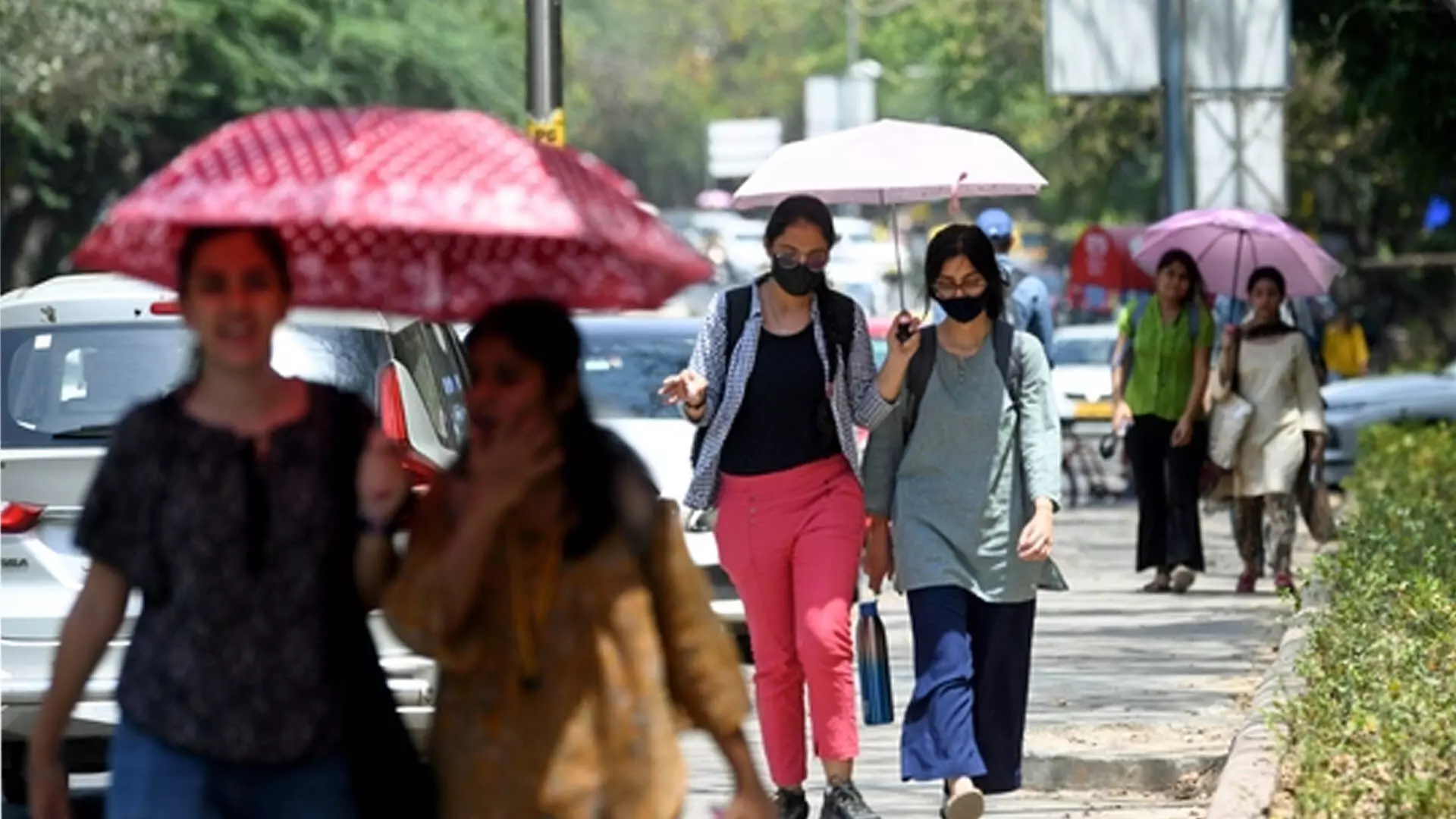 MUMBAI: मुंबई का मौसम 24.99 °C पर गर्म शुरुआत