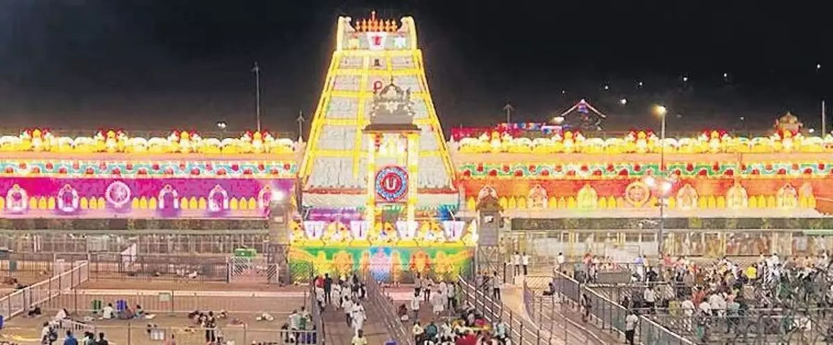 Andhra : श्रीवारी मंदिर में इस साल हुंडी संग्रह 700 करोड़ रुपये के पार
