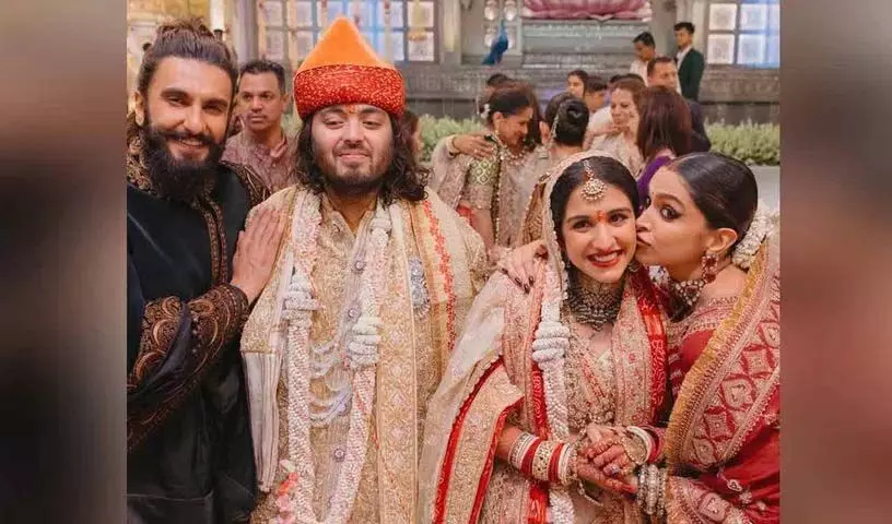 Ranveer Singh दीपिका पादुकोण ने नवविवाहित अनंत, राधिका के साथ फोटो शेयर की