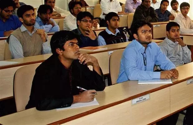 Haryana :  रोहतक कॉलेजों में छात्रों की उपस्थिति दर्ज