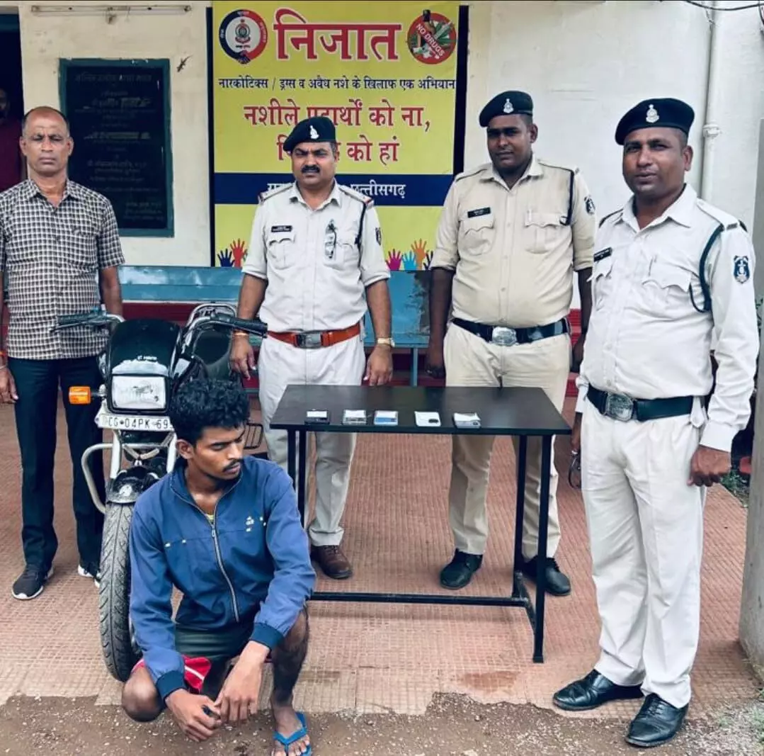 Raipur में डिलीवरी बॉय से मोबाइल लूटे, तीन गिरफ्तार
