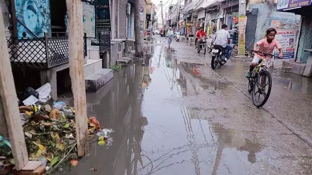 Jalandhar निवासियों को मिल रही, अशुद्ध जलापूर्ति