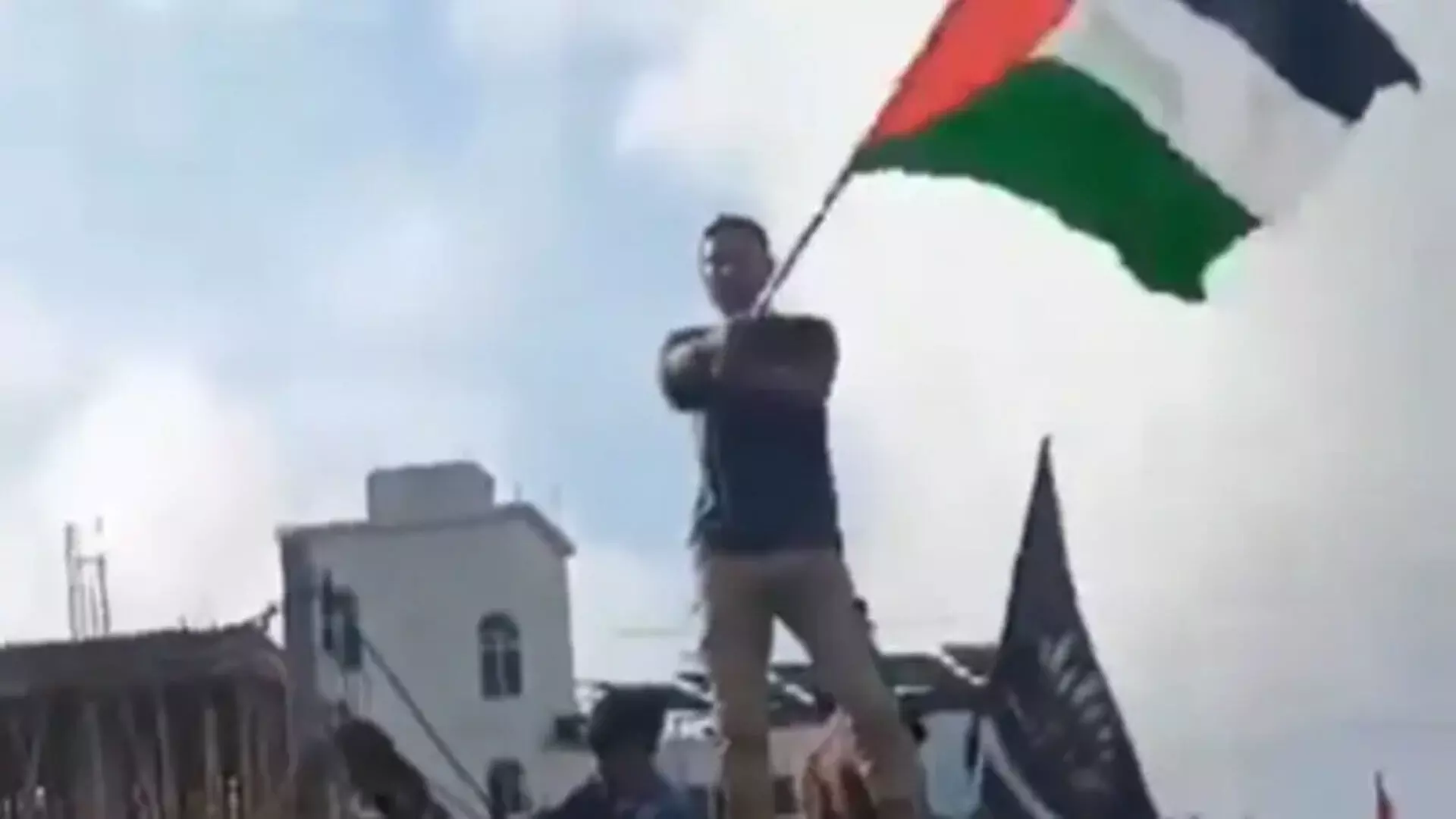 Jharkhand: फिलिस्तीनी झंडा लहराने वाला शख्स गिरफ्तार