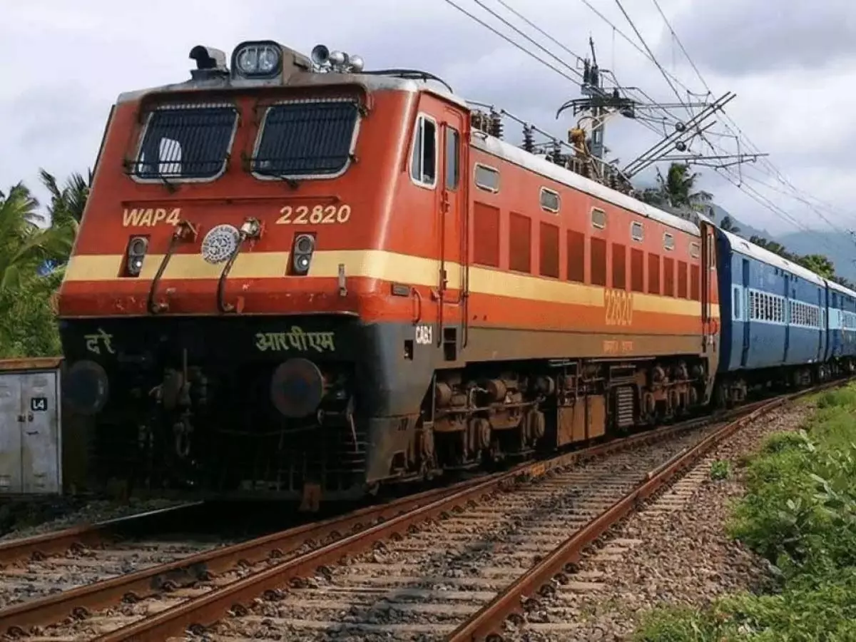 Hyderabad: इंटरलॉकिंग कार्य के कारण ट्रेनों का मार्ग परिवर्तित