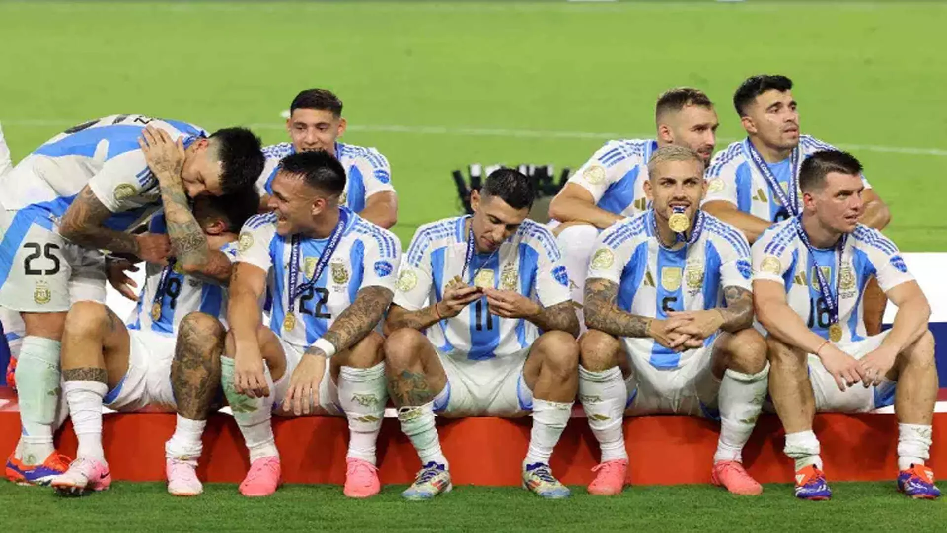 Argentina ने फीफा पुरुष रैंकिंग में शीर्ष स्थान हासिल किया