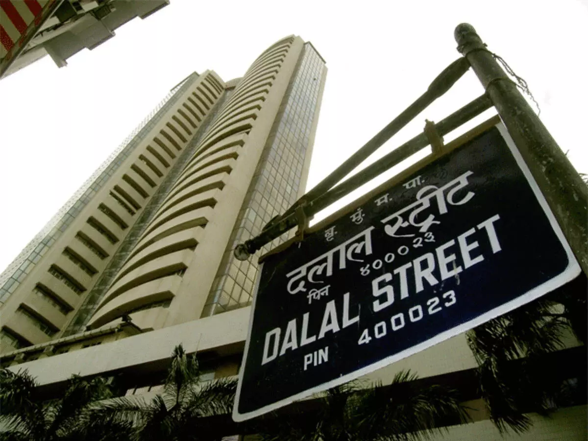 Dalal Street: ब्रोकरेज में तकनीकी गड़बड़ियां दर्ज की गई