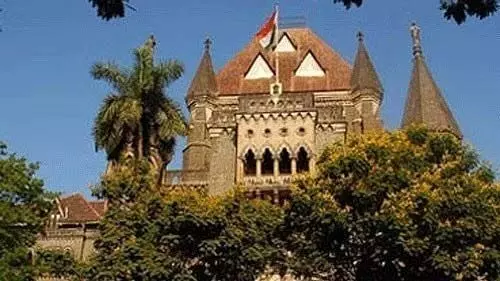 Mumbai: निजी स्कूलों को सशर्त छूट देने वाली सरकार की अधिसूचना को खारिज कर दिया