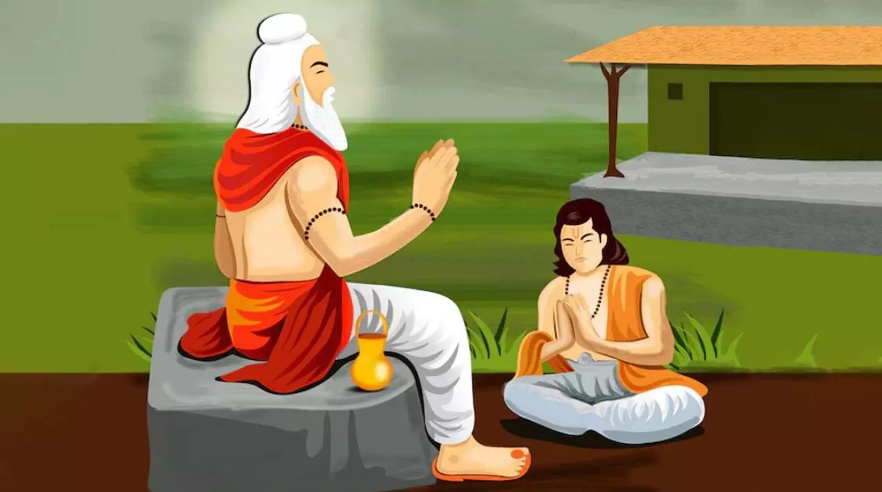 Guru Purnima : ईश्वर-तुल्य गुरु जीवन को नया घाट देते हैं