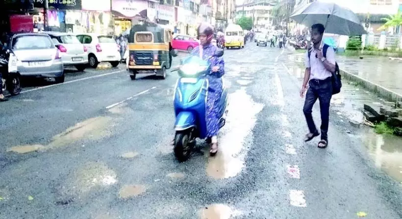 Goa News: पोंडा में बारिश से सड़कें प्रभावित