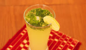 summers में जल्दी होने लगती है कमजोरी तो try करे Lemon Mint Cooler