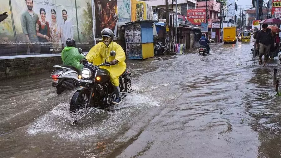 Kerala में अगले कुछ दिनों में भारी बारिश की संभावना