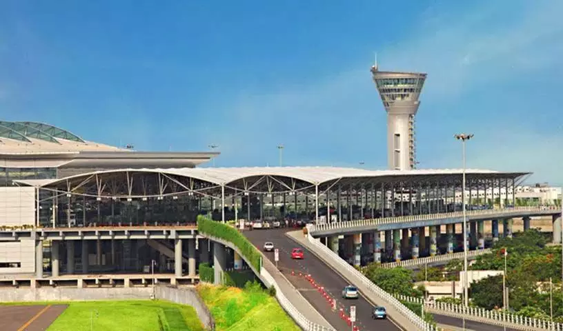 Hyderabad हवाई अड्डे पर 36 उड़ानें रद्द
