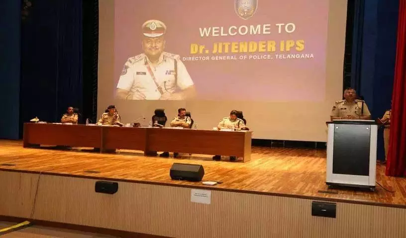 DGP Dr. Jitendra ने सिटी पुलिस अधिकारियों से मुलाकात की