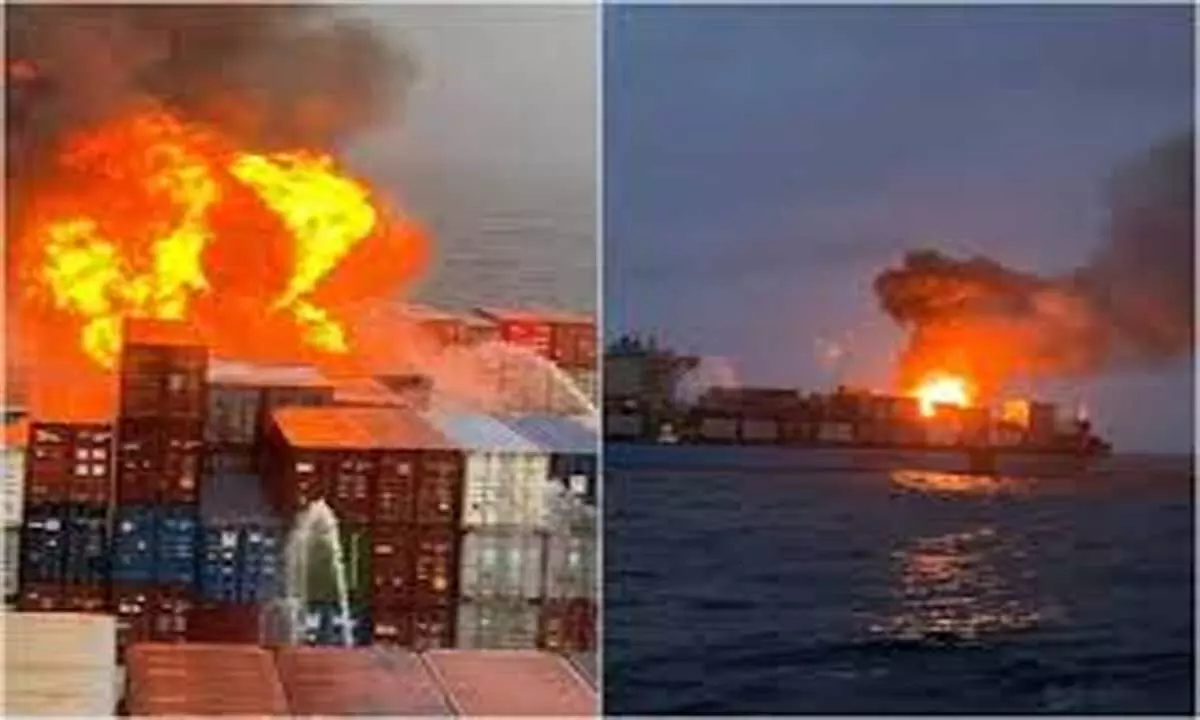 Goa के निकट मालवाहक जहाज में आग, तटरक्षक बल बचाव अभियान पर