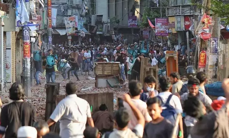 Delhi: बांग्लादेश में घातक झड़पों के बीच 245 भारतीय स्वदेश लौटे