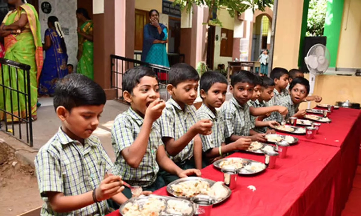 Tamil Nadu: नाश्ता योजना से तमिलनाडु में मानव संसाधन पूंजी में सुधार में मदद मिली