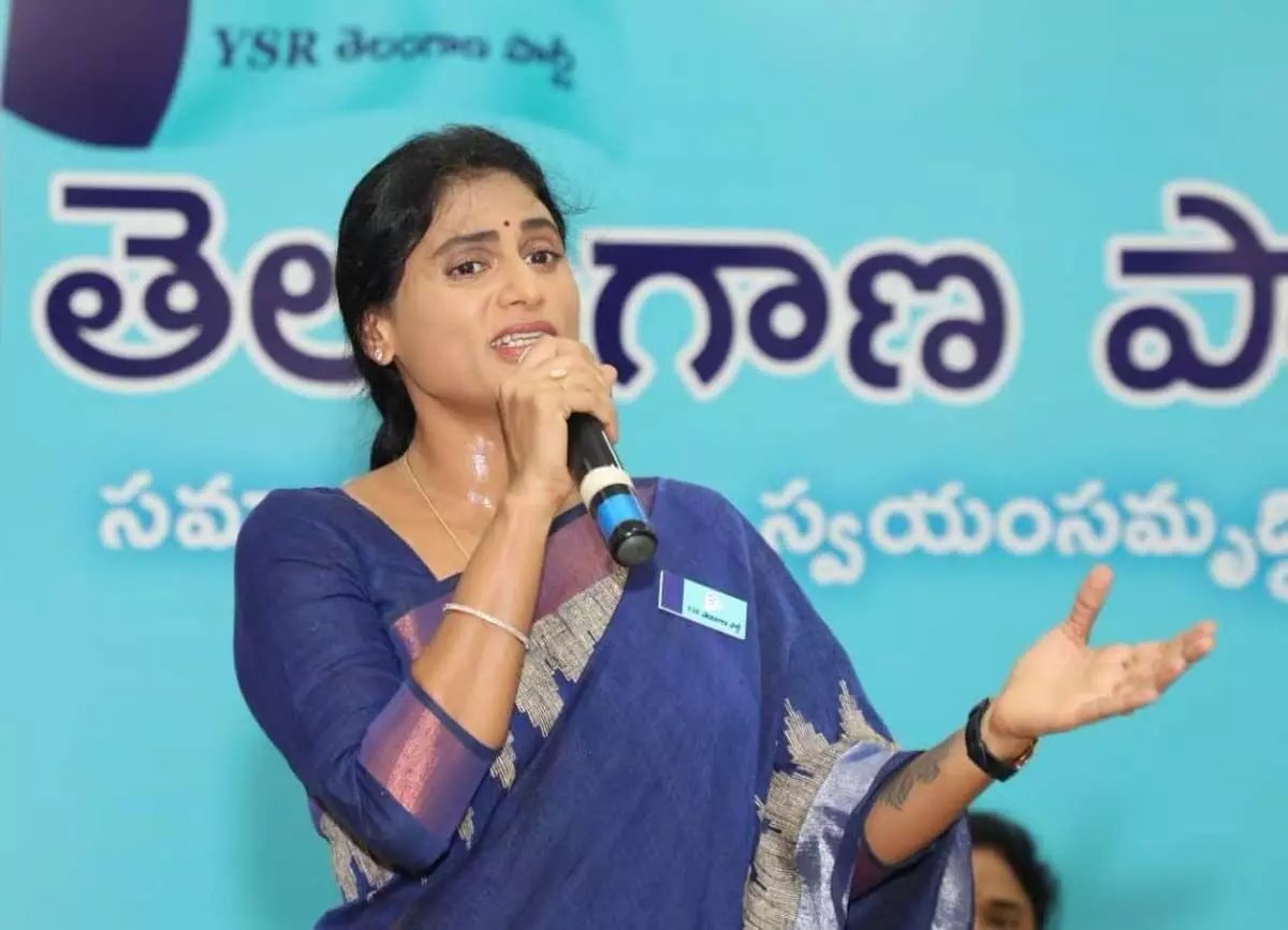 Andhra : किसानों का कर्ज माफ करें, एपीसीसी प्रमुख वाईएस शर्मिला ने एनडीए सरकार से कहा