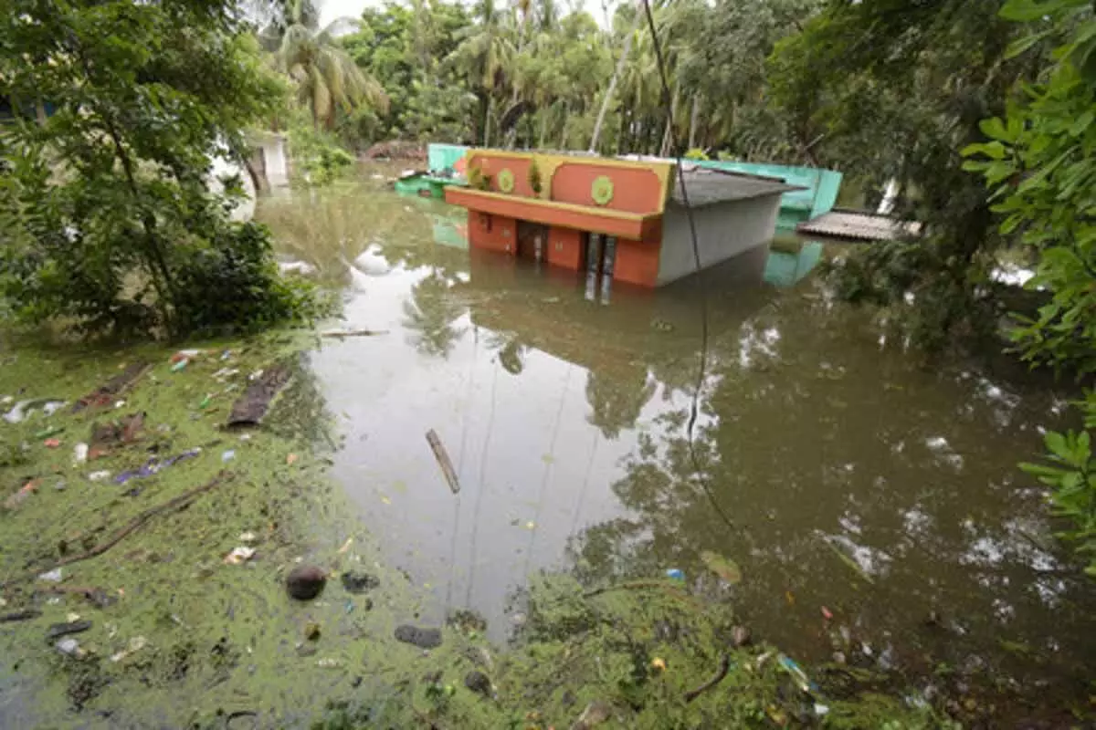 उत्तर और पूर्वी Telangana में भारी बारिश के कारण नदियां उफान पर