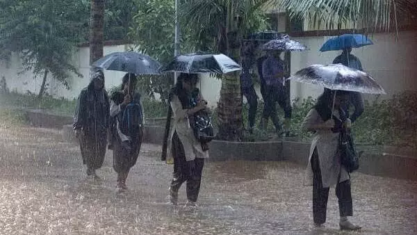 Odisha में भारी बारिश, 23 परिवारों को सुरक्षित स्थानों पर पहुंचाया गया