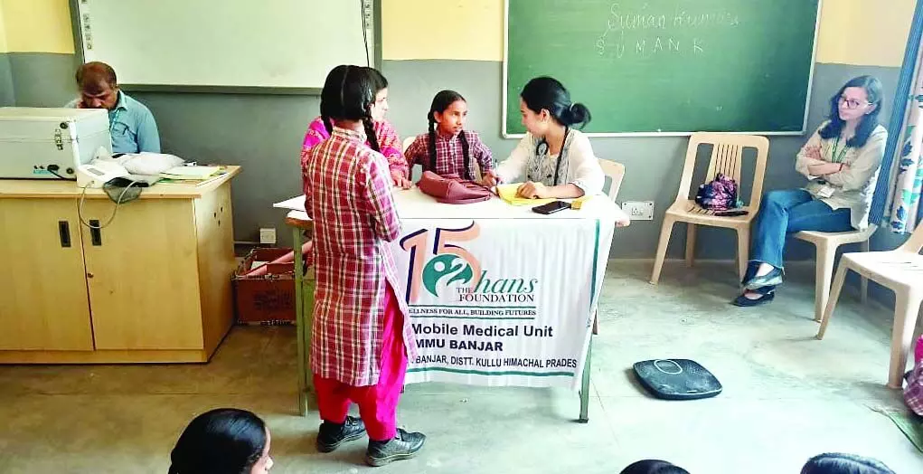 Kanaun में जांचा छात्राओं का स्वास्थ्य