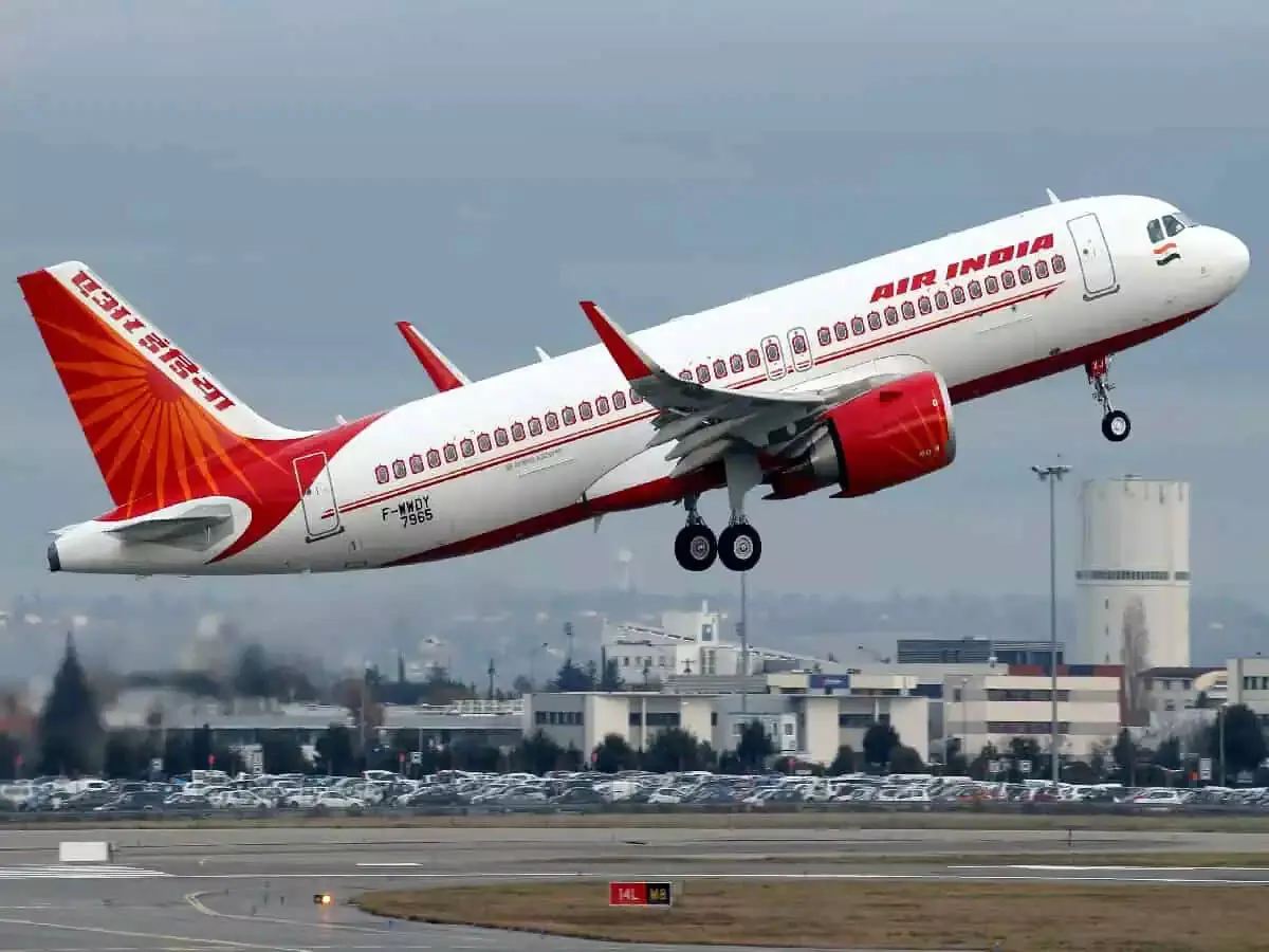Delhi-San Francisco के फंसे हुए यात्री 24 घंटे से अधिक के बाद उड़ान
