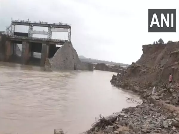 Uttara Kannada landslide: 7 लोगों के शव बरामद, 3 लोग लापता, बचाव अभियान जारी