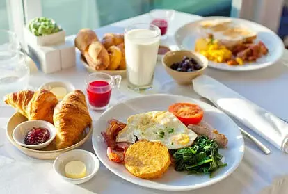 Life Style : नाश्ते के लिए ज्यादा समय नहीं तो आसान रेसिपी अपनाये