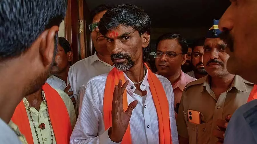 Maratha reservation: जरांगे ने भाजपा नेता दारेकेर पर निकाली भड़ास