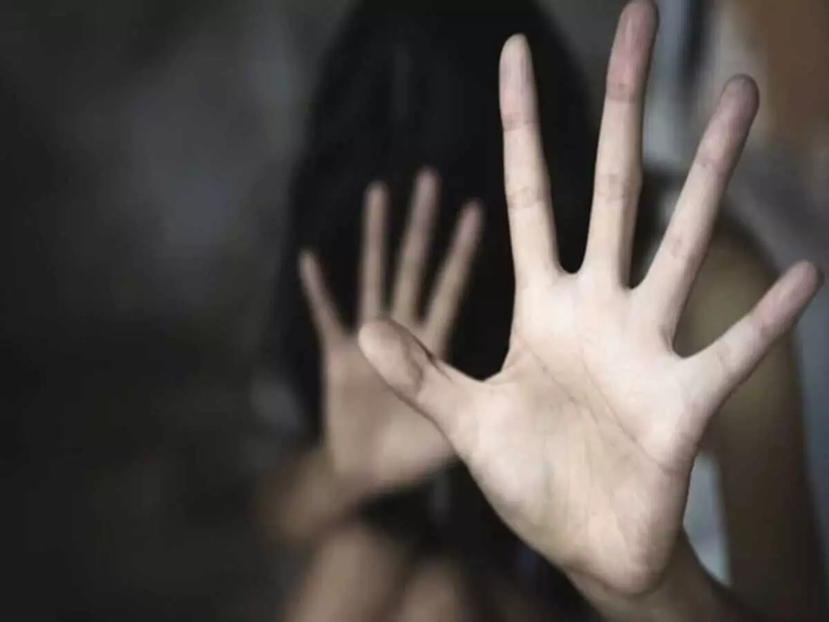 दरिंदा पड़ोसी गिरफ्तार, Rape पीड़िता की हालत नाजुक