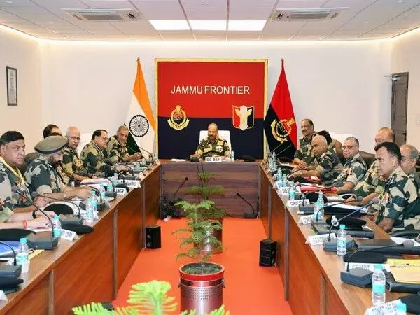 BSF chief ने जम्मू अंतर्राष्ट्रीय सीमा पर परिचालन तत्परता की समीक्षा की