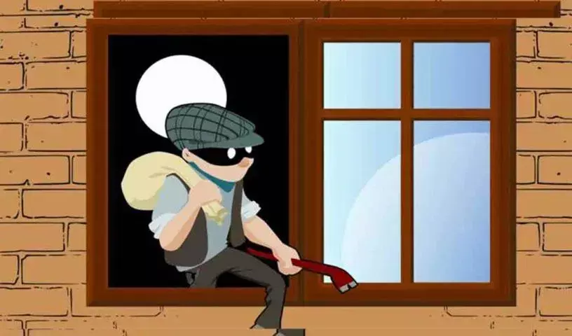 Telangana के एक व्यक्ति ने अपने ही घर में चोरी की
