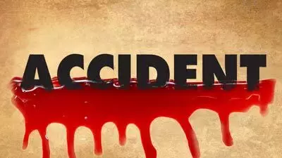 Jammu and Kashmir में सड़क दुर्घटना में दो लोगों की मौत