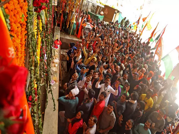 Amarnath Yatra: जम्मू-कश्मीर के पहलगाम में छड़ी मुबारक की रस्में निभाई गईं