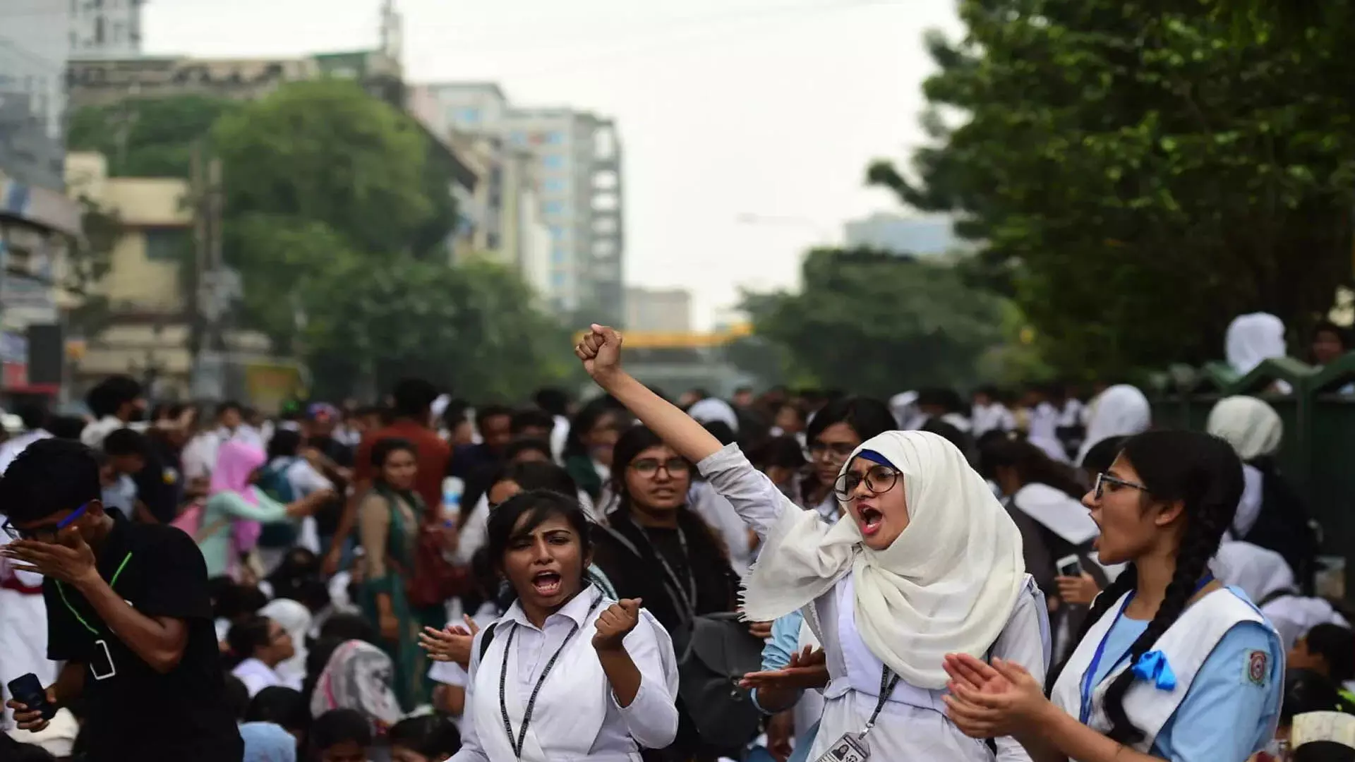 Bangladesh: बांग्लादेश के सुप्रीम कोर्ट ने घातक विरोध प्रदर्शनों के बाद नौकरी के कोटे में कटौती की