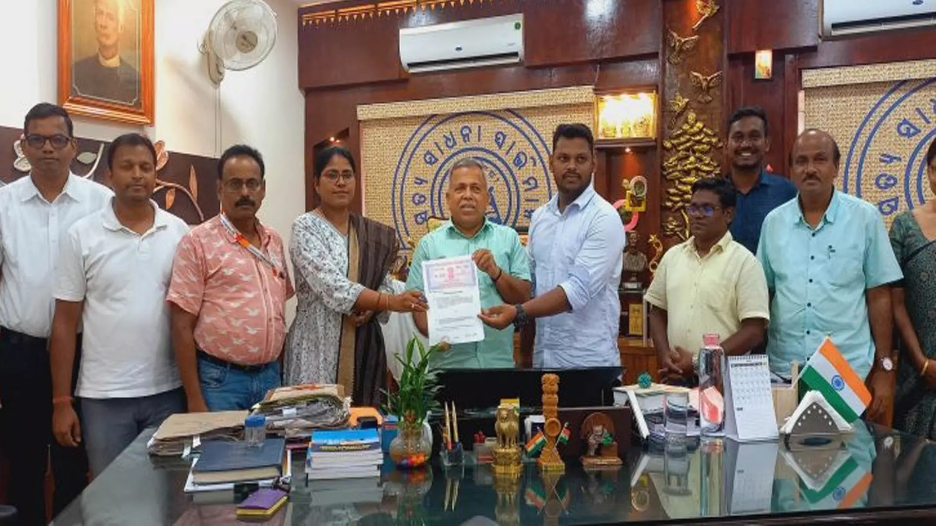 Odisha: एफएमयू ने ई-कॉमर्स स्टार्टअप के साथ समझौता ज्ञापन पर हस्ताक्षर किए