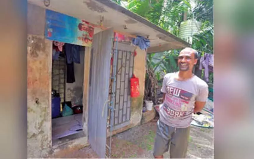 KERALA : पिरावोम में 500 रुपये किराए के केनेल में रह रहा प्रवासी मजदूर