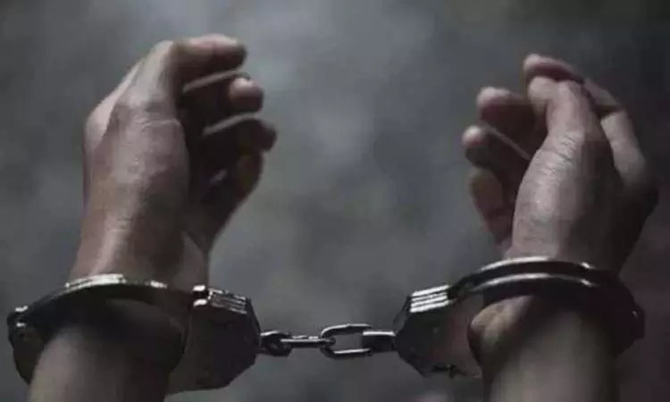 Chennai: चाकू की नोंक पर व्यवसायी को धमकाने के आरोप में गिरफ्तार किया