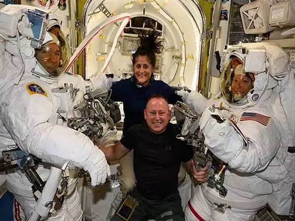 Astronauts ने स्टारलाइनर के अंदर बिताया समय