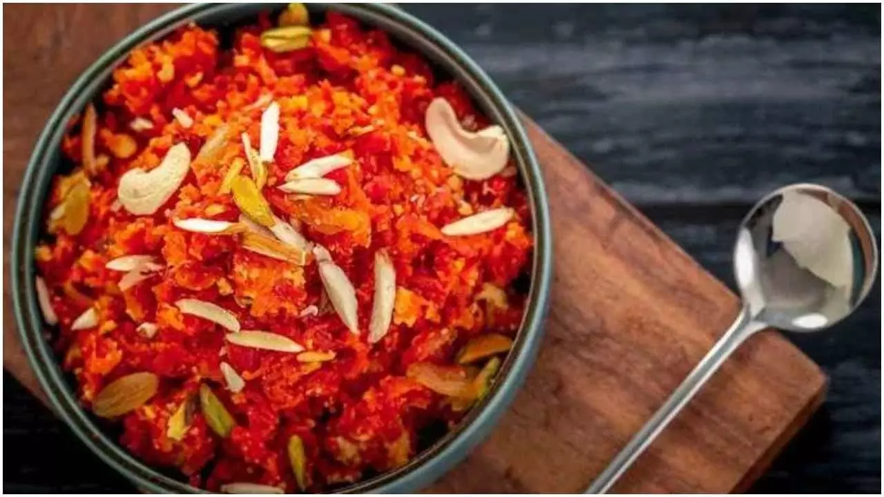Recipe: घर में मिनटों में तैयार करे टेस्‍टी गाजर का हलवा