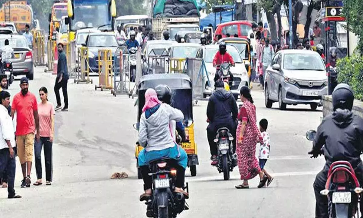 Traffic: आईटी कॉरिडोर के पास गौलिडोड्डी में यातायात की समस्या पर ध्यान देने की जरूरत