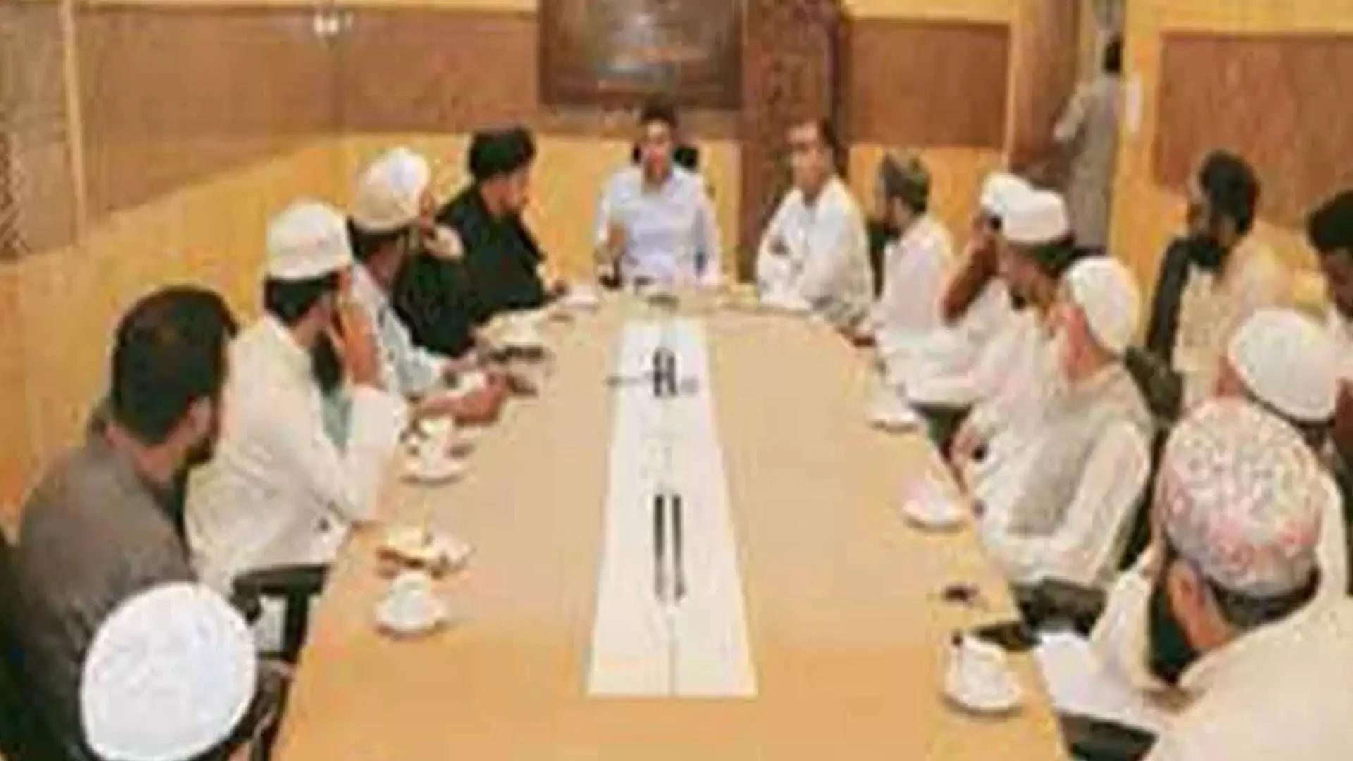 JAMMU: डीसी श्रीनगर ने शिया-सुन्नी एकता पर बैठक की