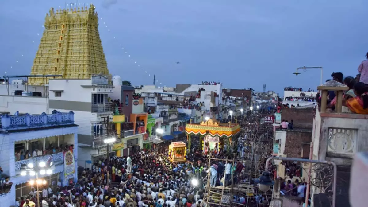 Tamil Nadu : तिरुनेलवेली में आदि अमावसई उत्सव के लिए भक्तों को केएमटीआर के अंदर जाने की अनुमति दी जाएगी