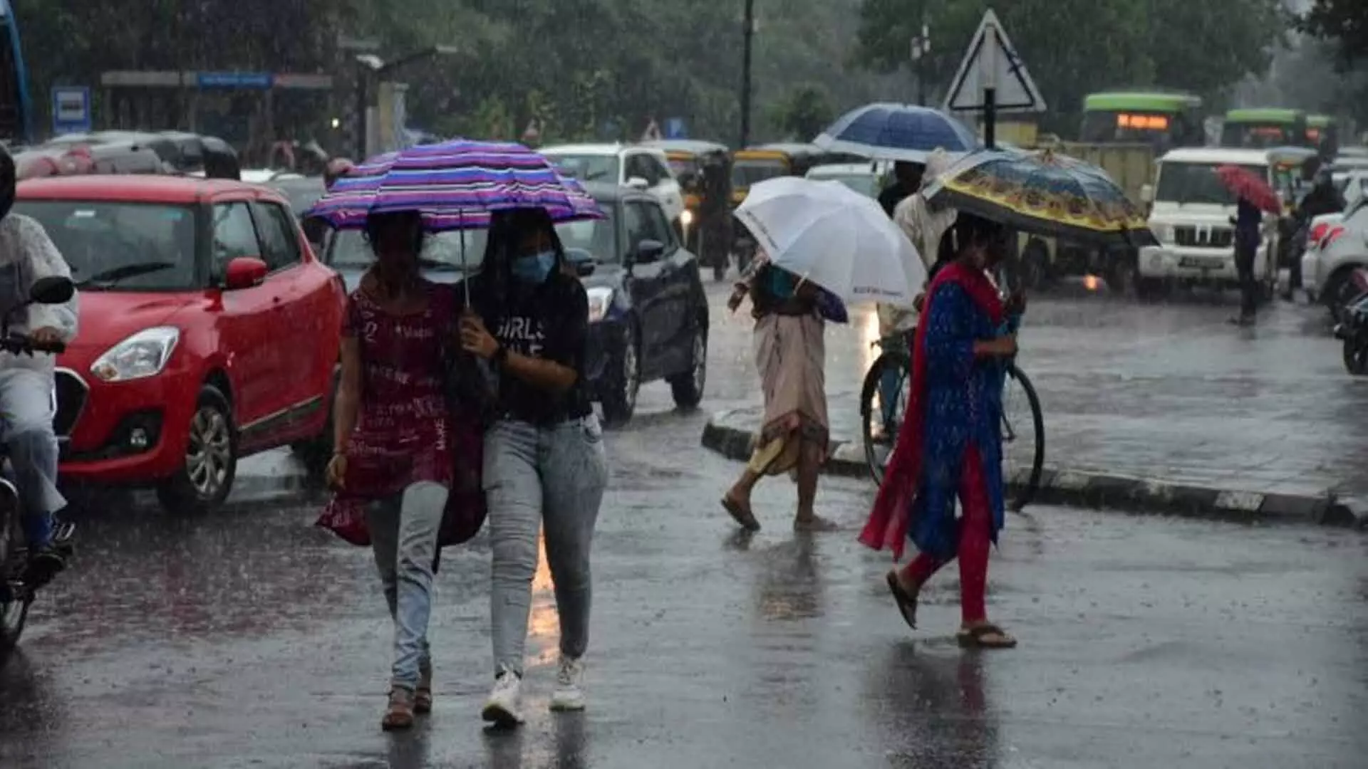Weather in Odisha: आईएमडी ने अगले चार दिनों तक भारी बारिश जारी